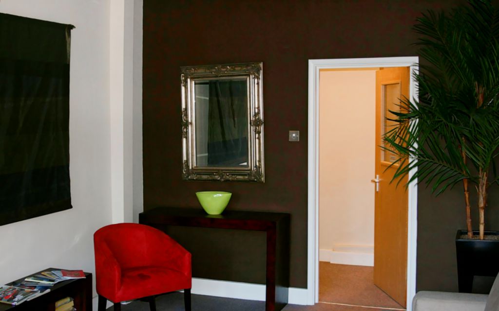 69 Lion Lane, Haslemere, DL11 6